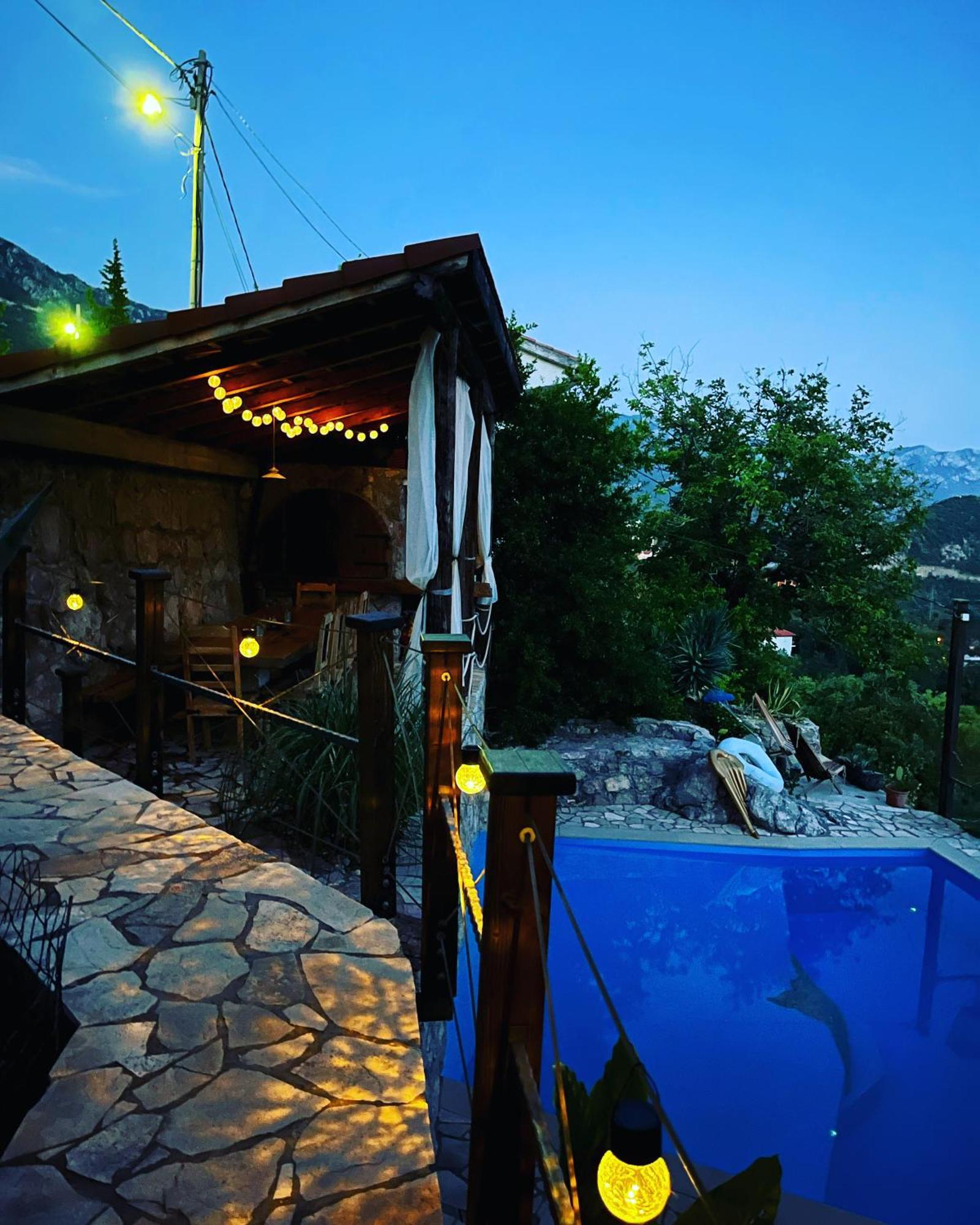 Apartments Bonaca Budva Bagian luar foto