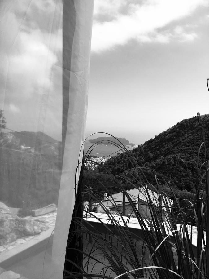 Apartments Bonaca Budva Bagian luar foto
