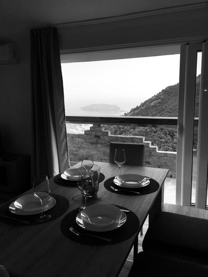 Apartments Bonaca Budva Bagian luar foto